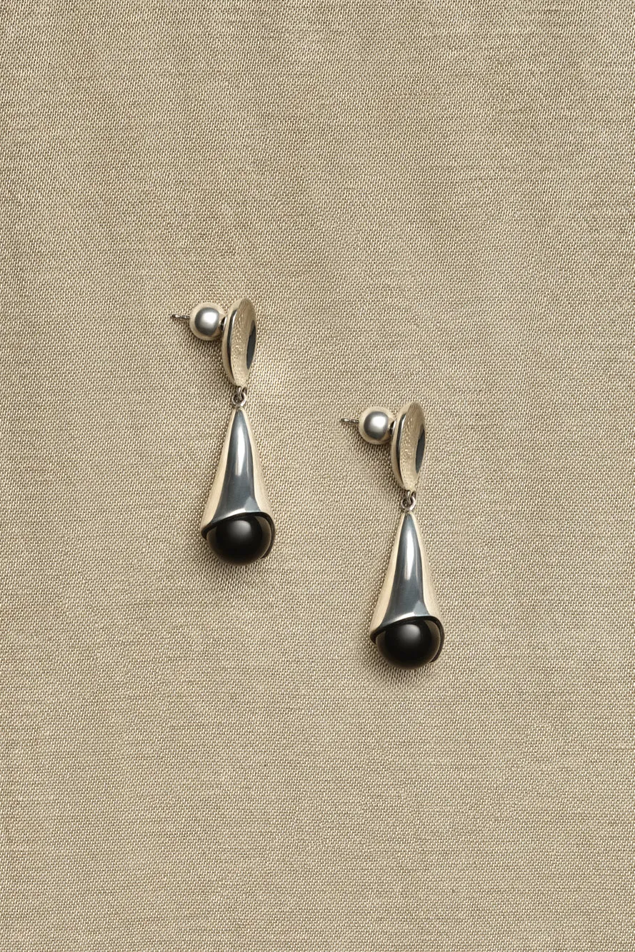 ONYX ANNA EARRINGS