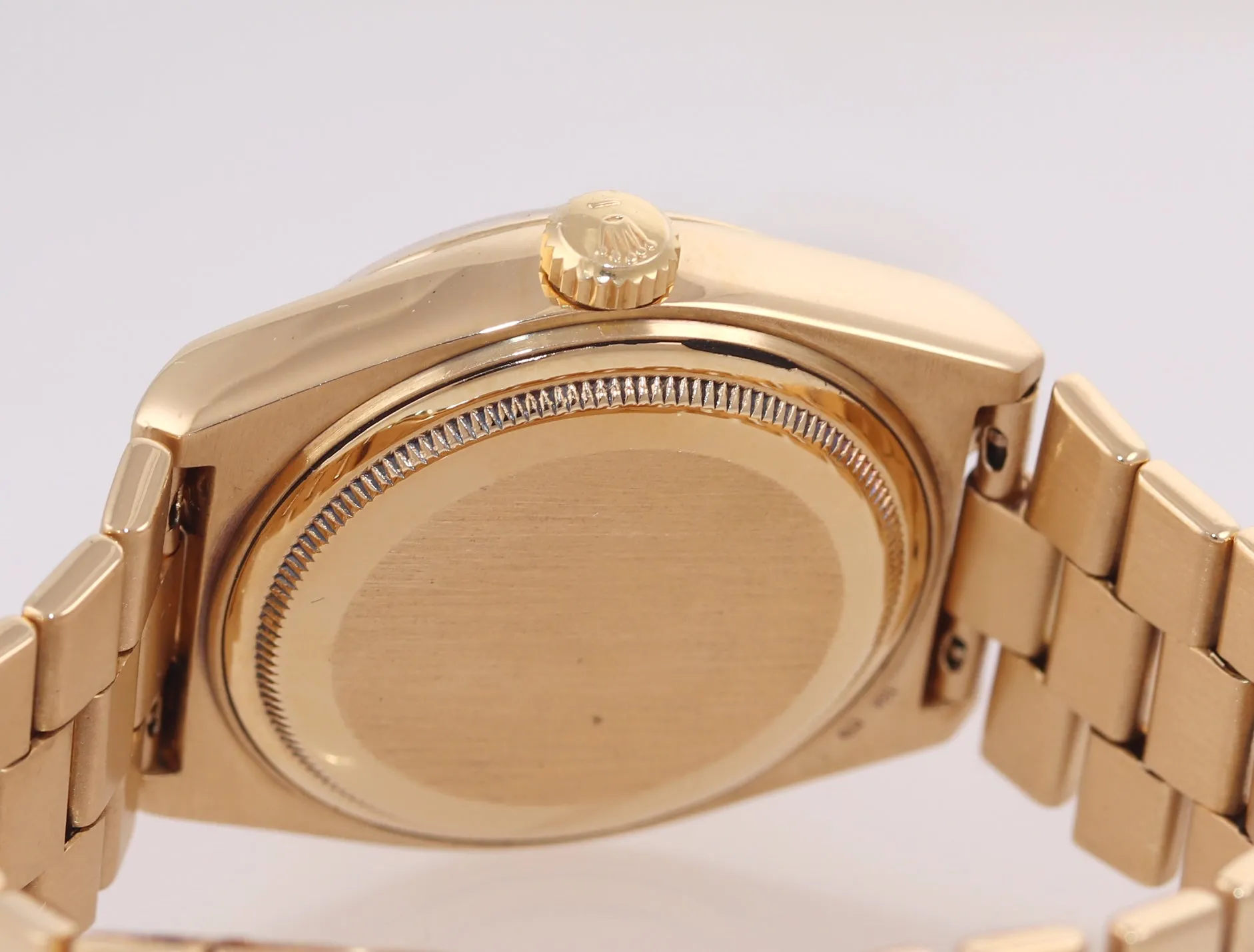 Rolex OysterQuartz Day Date President 19018 18k Yellow Gold Champagne Watch Box