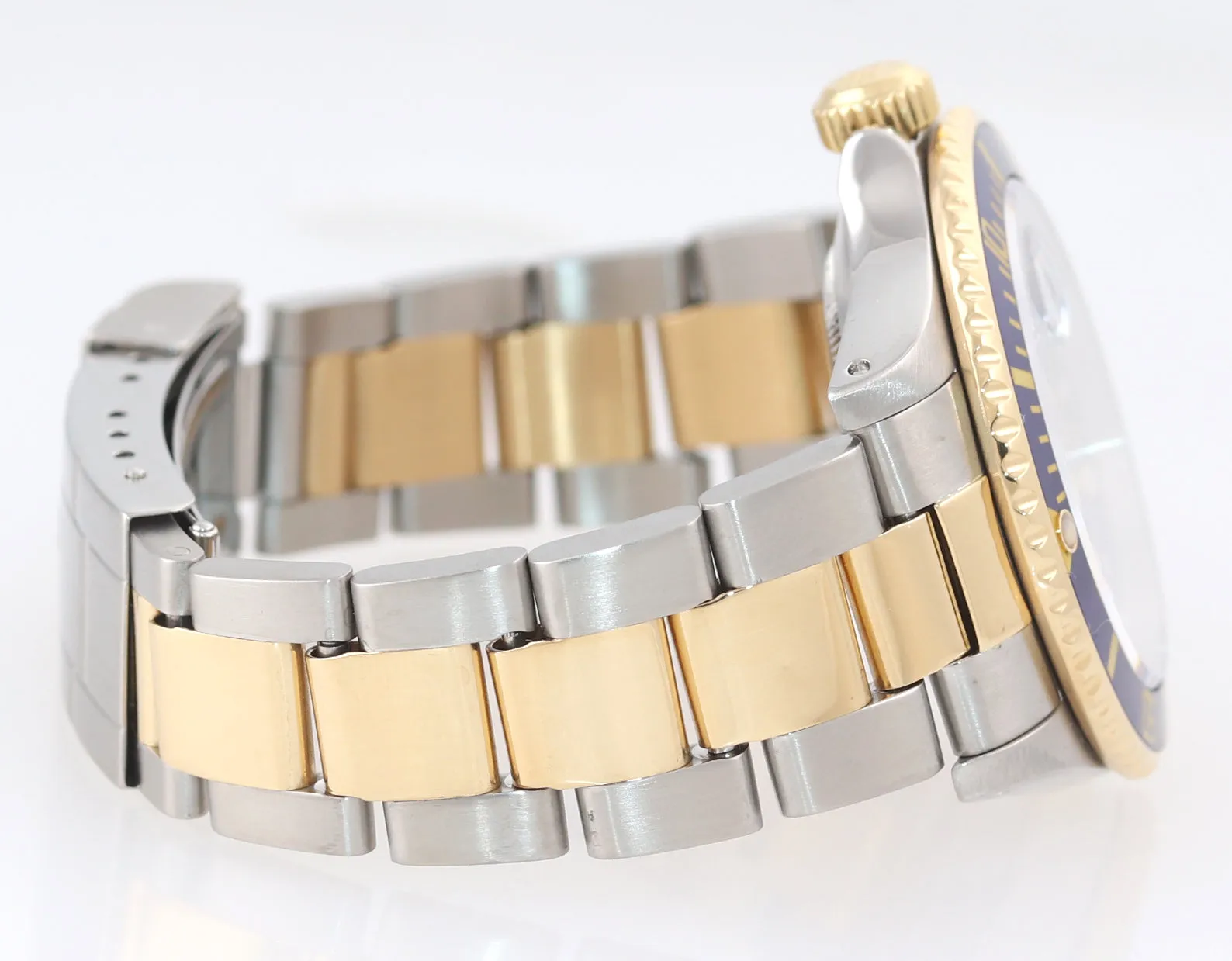 Rolex Submariner 16613 Two Tone Gold Stainless Steel Blue Date Dive 40mm Watch