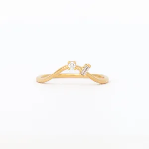 Round & Baguette Curved Wedding Band