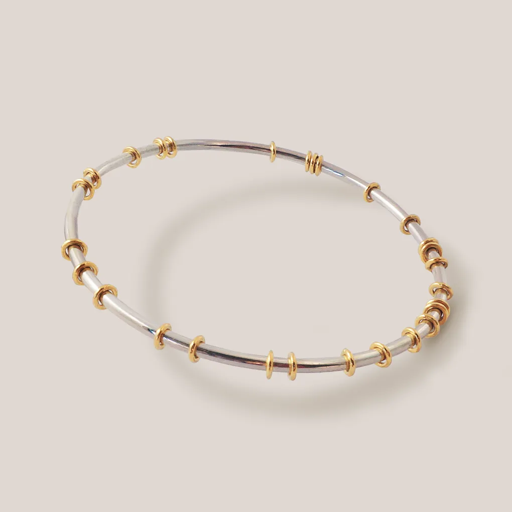 Satellite Bangle / silver