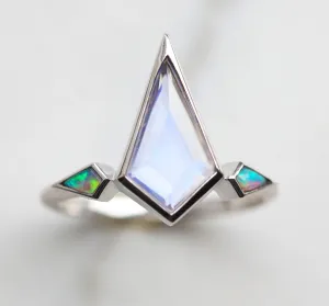 Taliah Kite Moonstone Ring