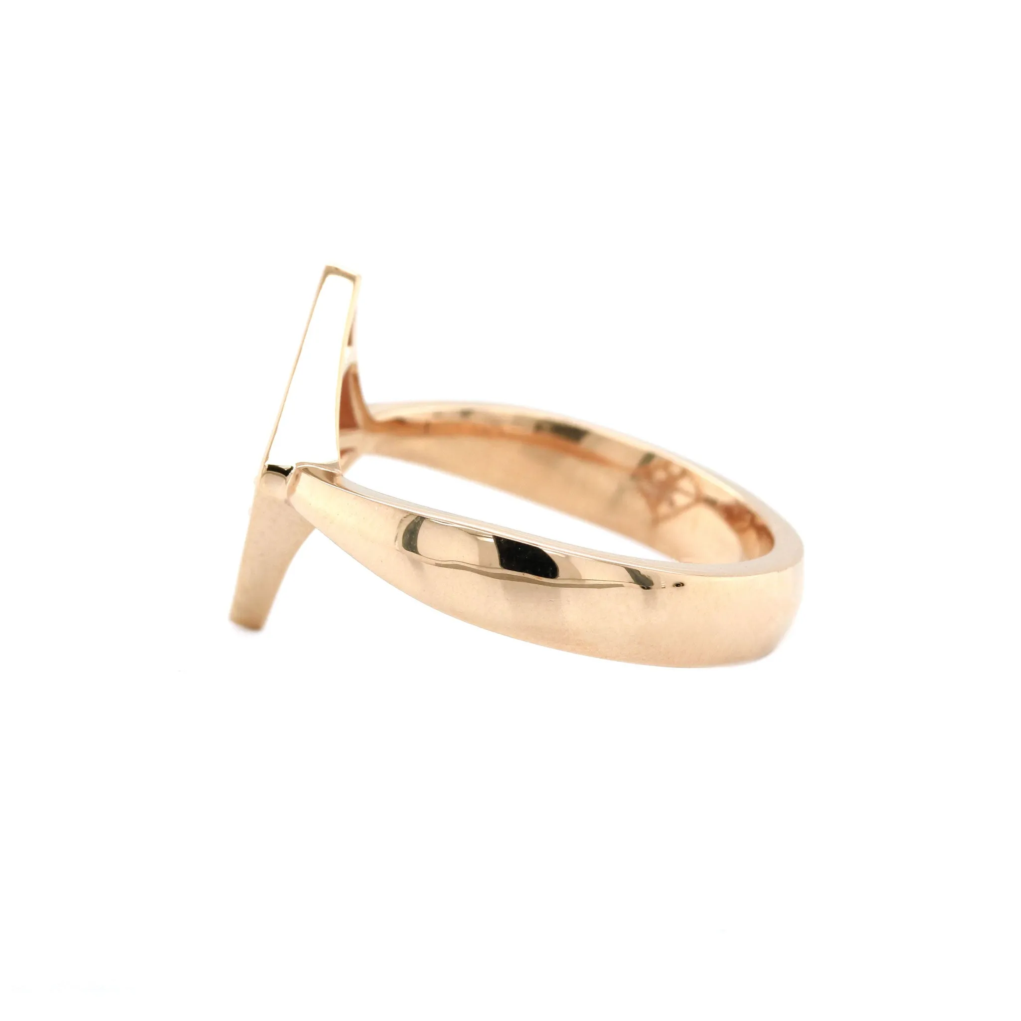 The Baraka Ring with Tanzanite