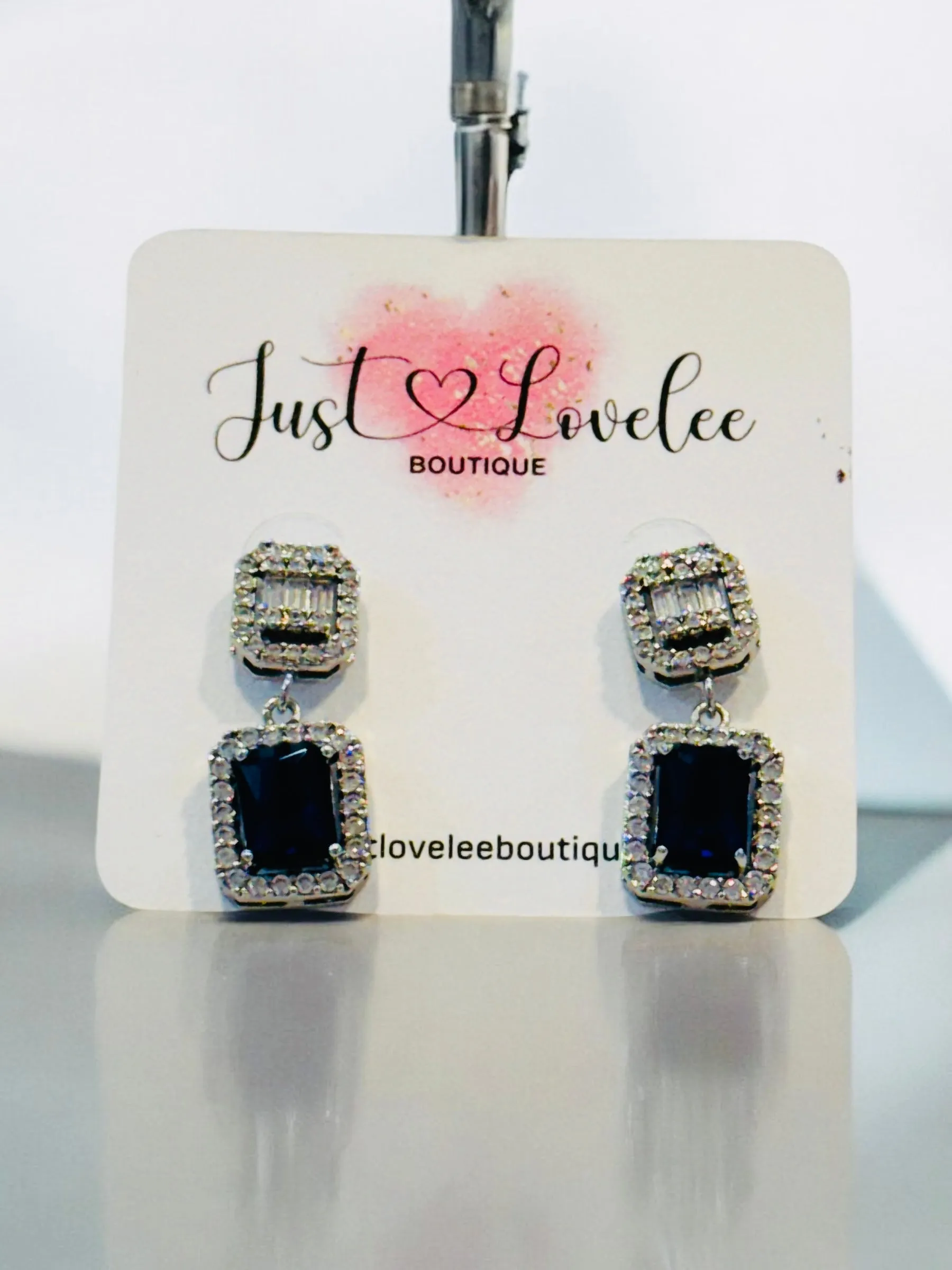 The Elegant Blue Drop Earring