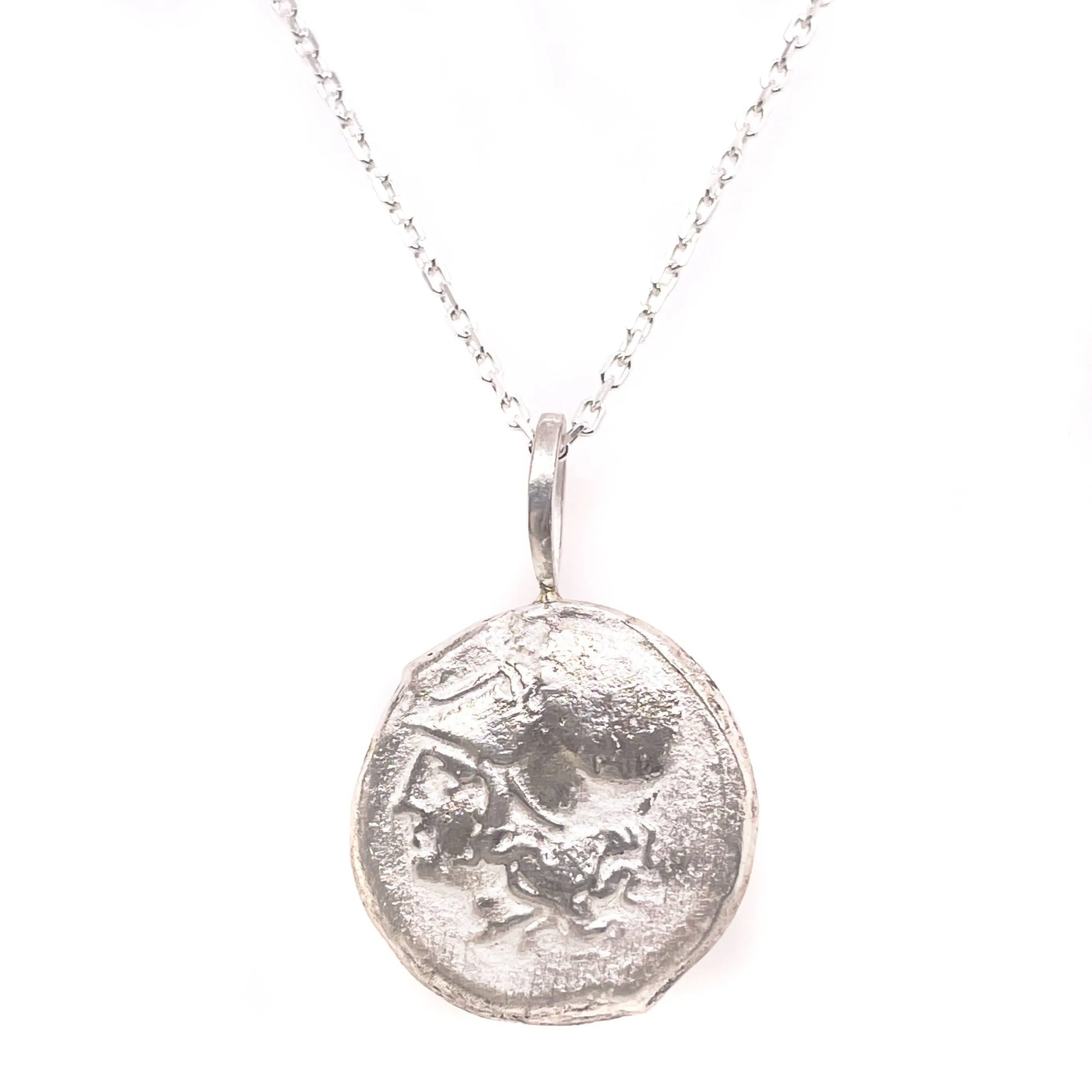 The Seahorse Pendant Necklace