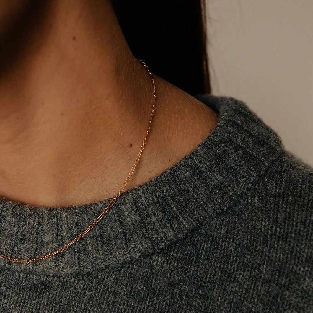 Thin Elongated Oval & Round Link Chain Necklace