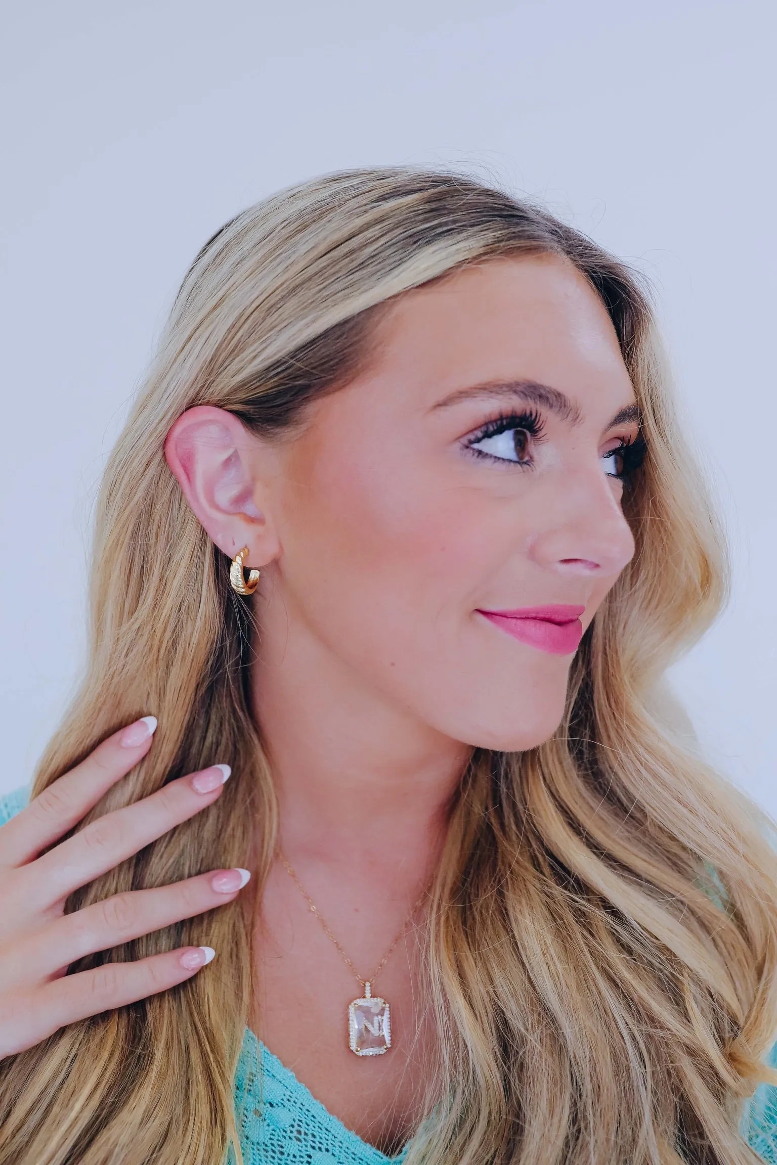 Twisted Hoop Earrings - 2 Colors