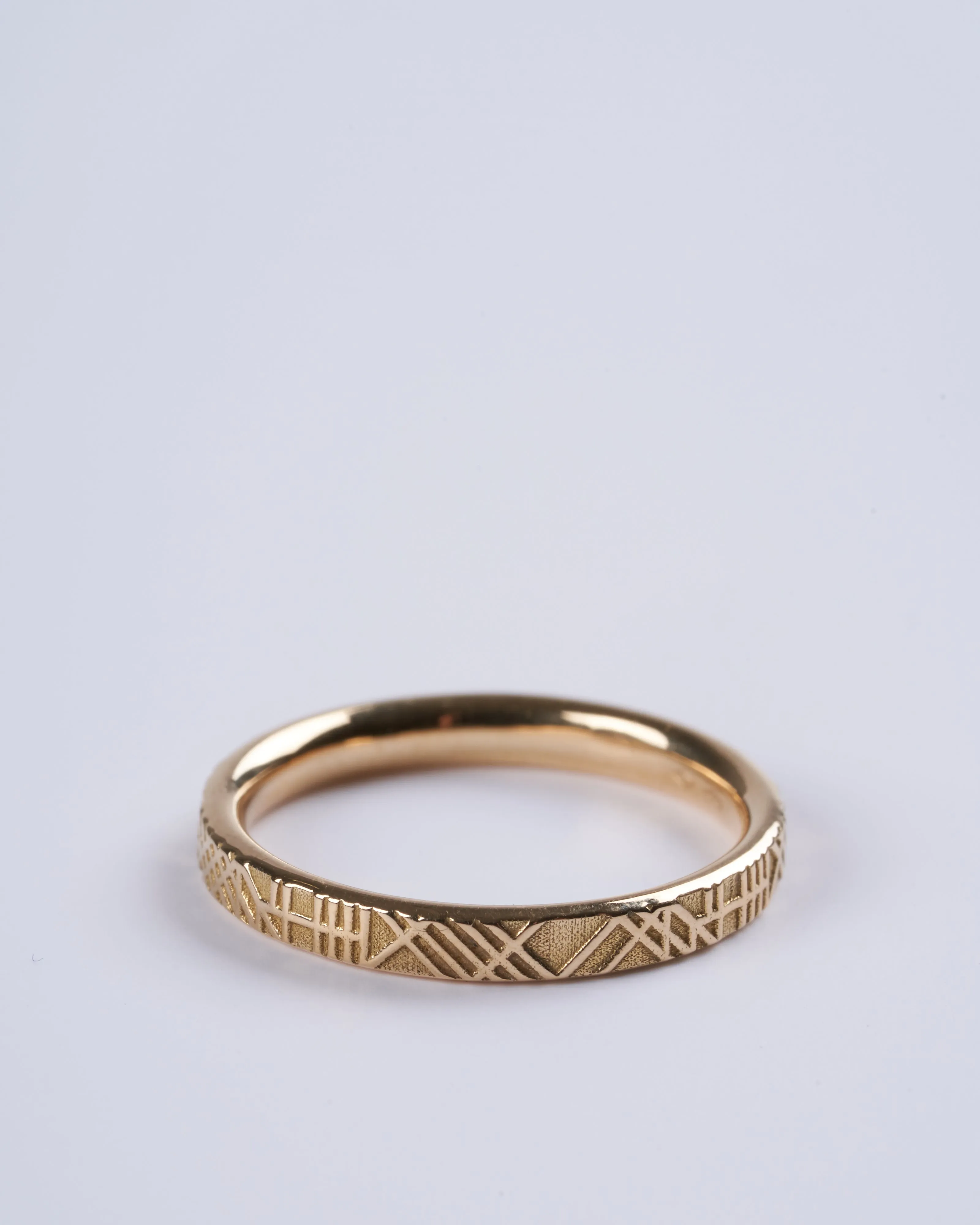 unique geometri - gold