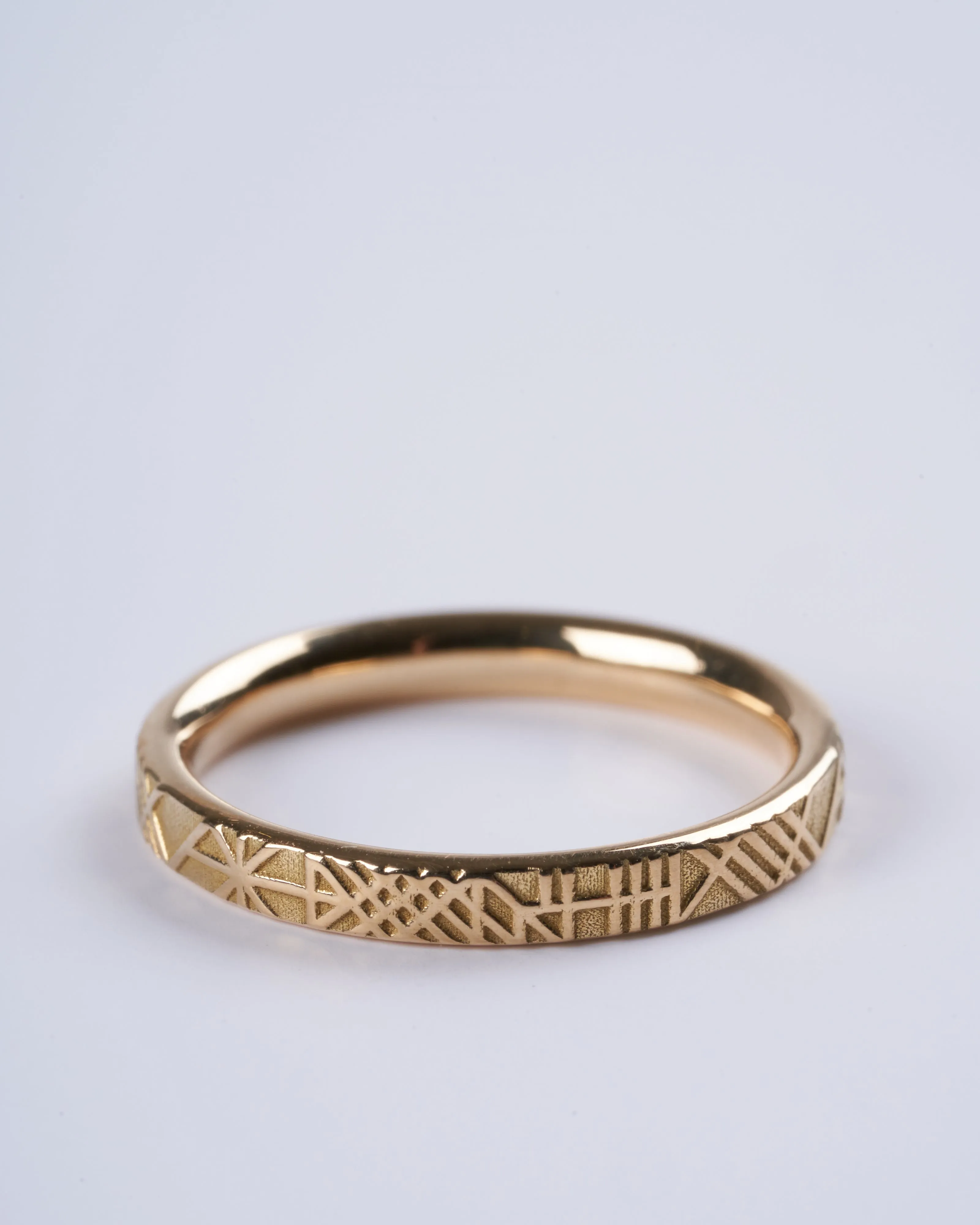 unique geometri - gold