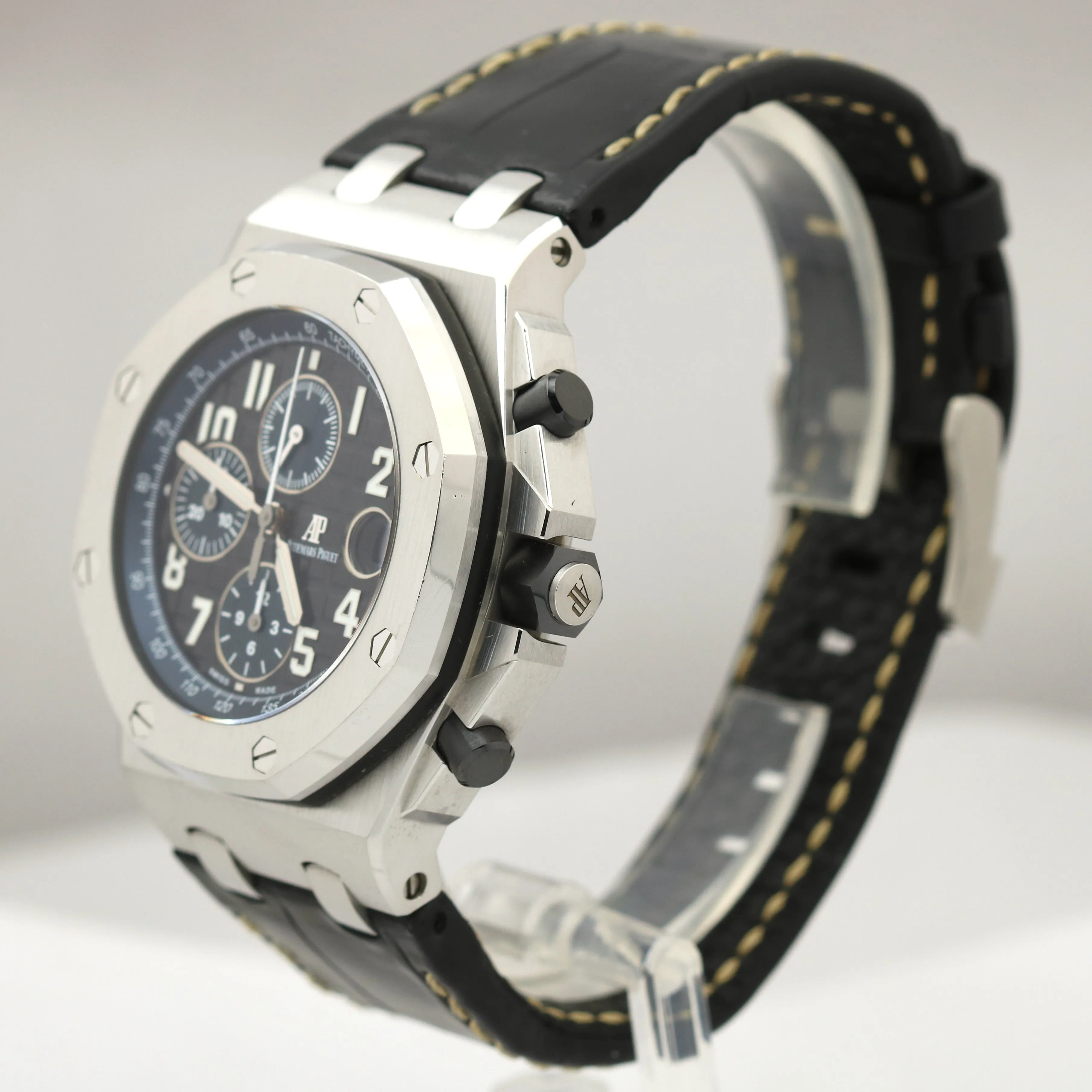 UNPOL. Audemars Piguet Royal Oak Offshore Black Leather 42mm Steel 26470ST Watch