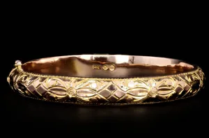 Vintage 14K Yellow Gold Floral Motif Bangle