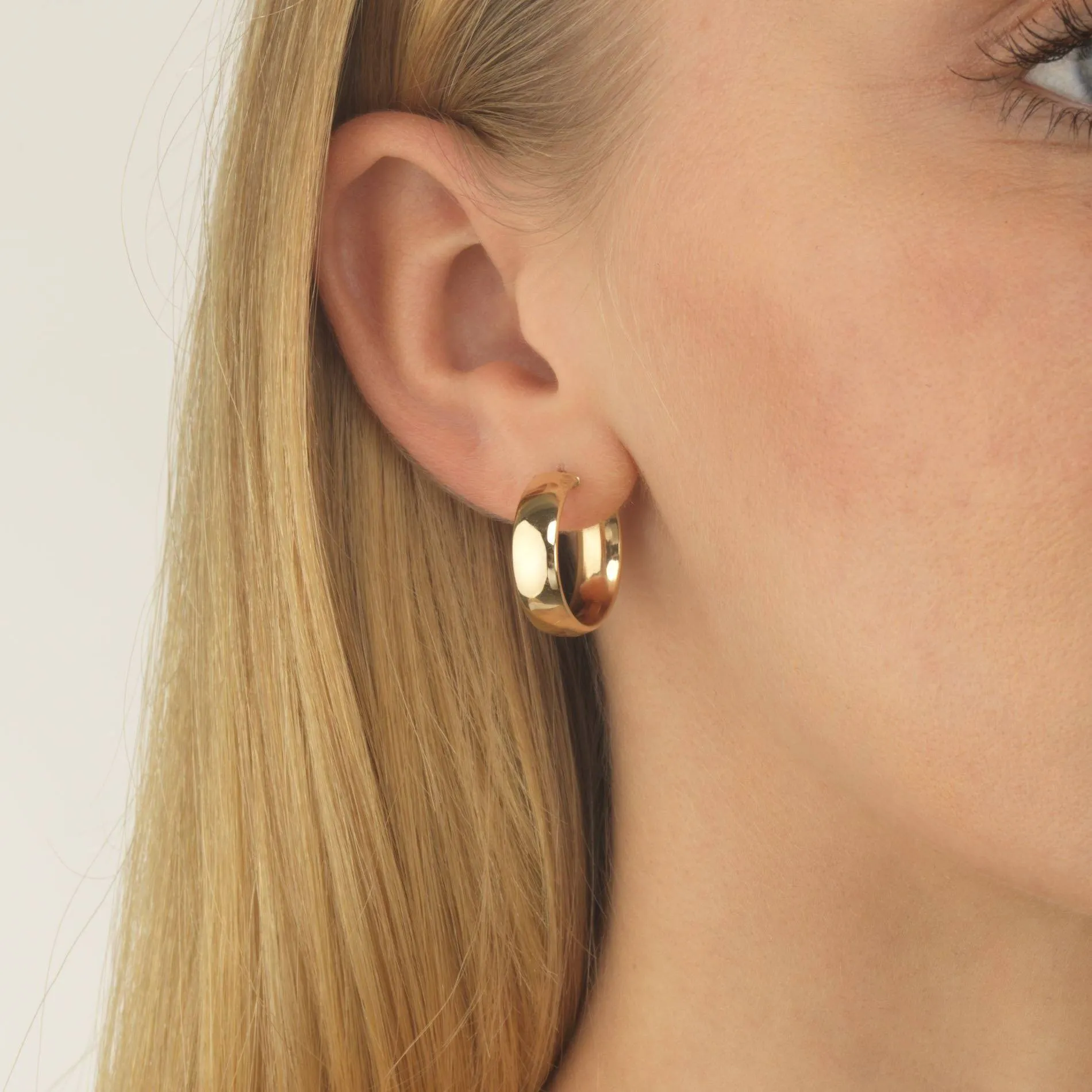 Wide Hoop Earring 14K