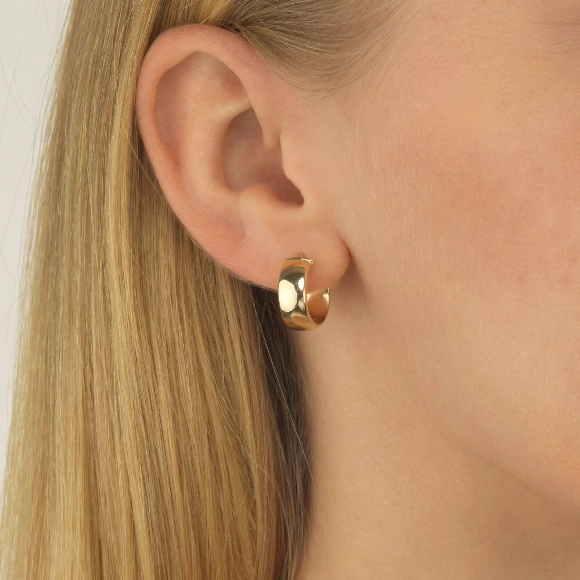 Wide Hoop Earring 14K