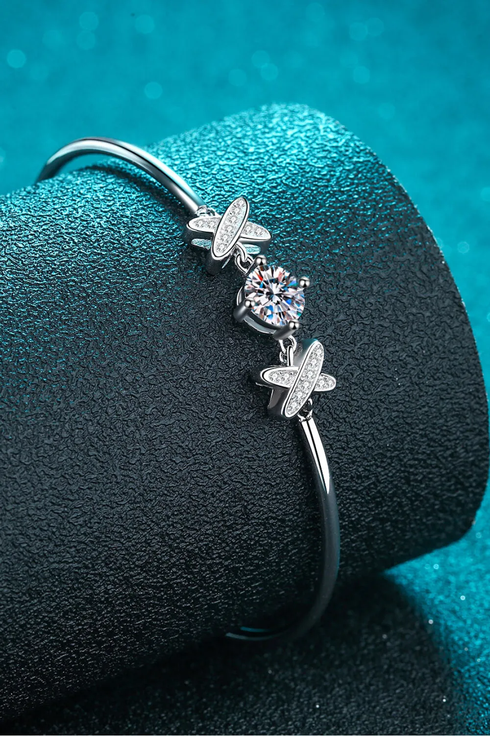 XOX Moissanite Bracelet